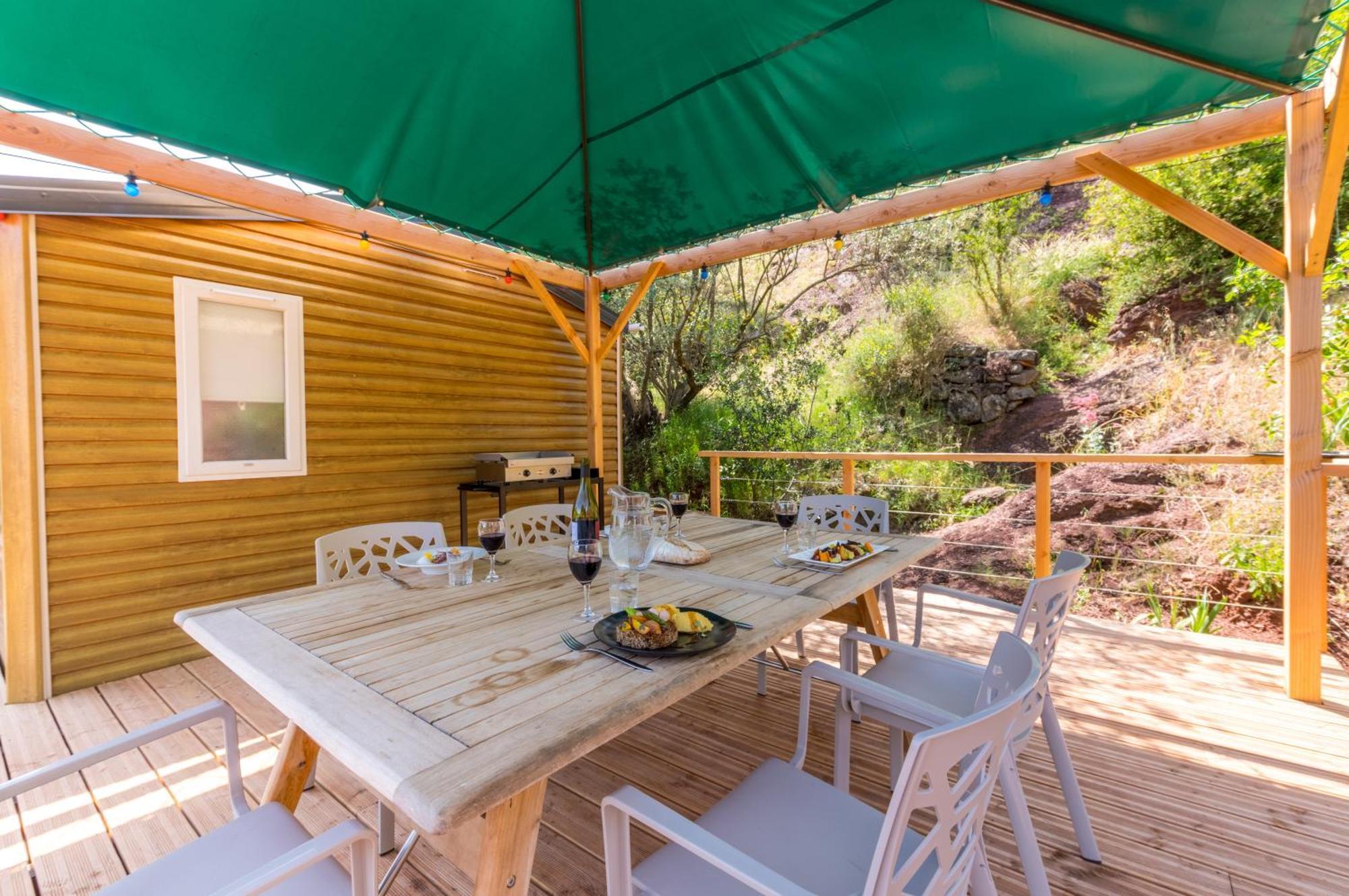 Camping Le Mas De Riri Celles  Exterior foto