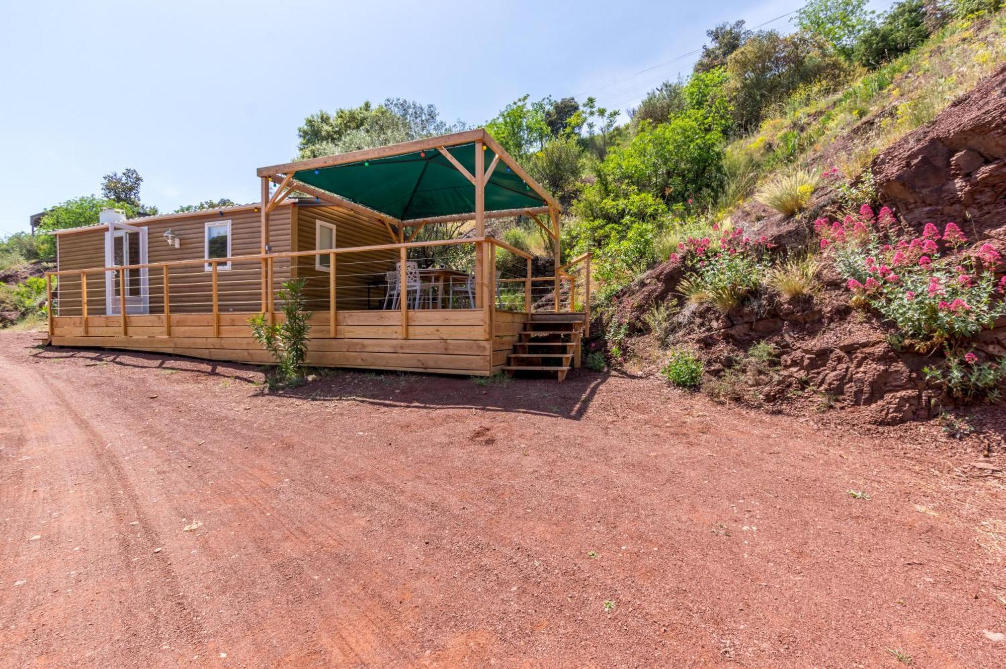 Camping Le Mas De Riri Celles  Exterior foto