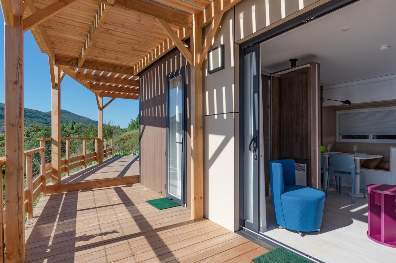 Camping Le Mas De Riri Celles  Exterior foto
